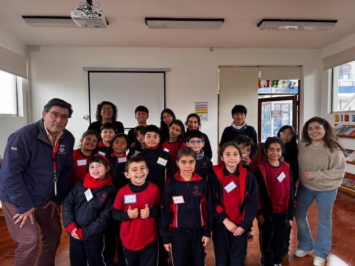 Estudiantes asumen el desafío de promover el buen trato en la comunidad escolar