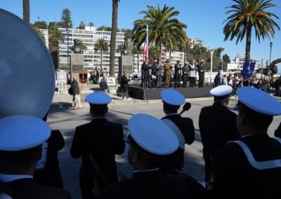 Desfile glorias navales monjas francesas 2026