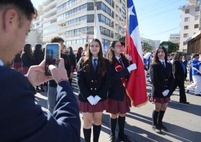 Desfile glorias navales monjas francesas 2026