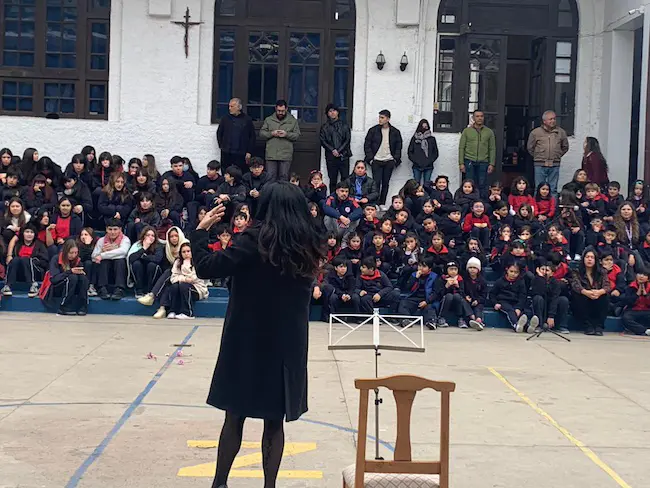 Homenaje María Luis Bombal Colegio SSCC Monjas Francesas Viña del Mar