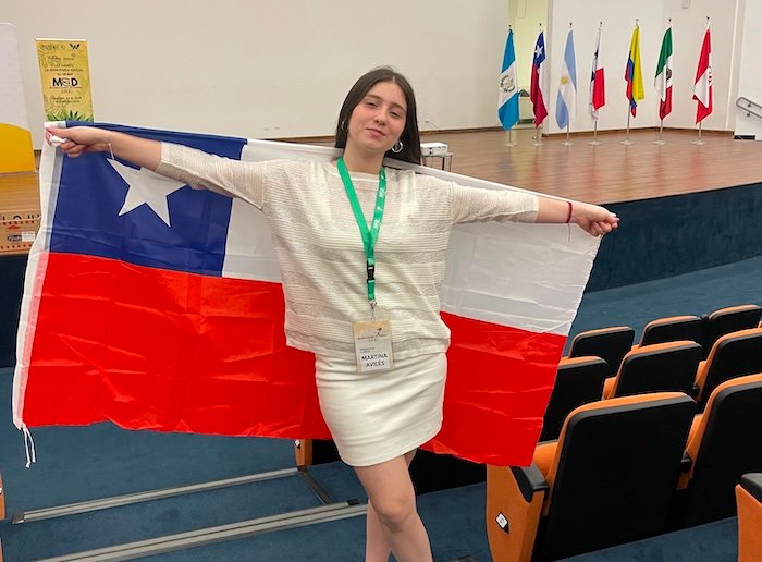 Martina Avilés ya está representando a Chile en el Mundial de Debate Escolar, en Panamá