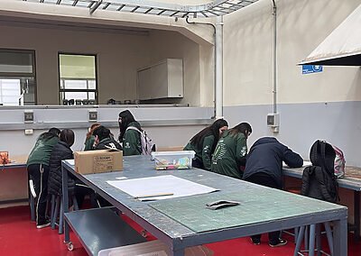 Estudiantes de IV medio colegio SSCC viña del mar Monjas Francesas visitan Universidad técnica Federico Santa María