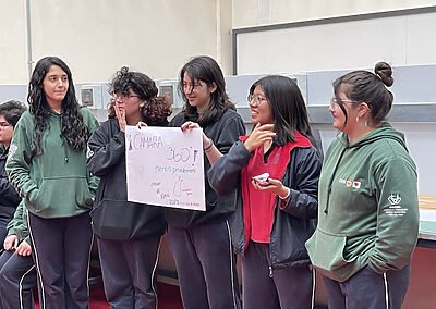 Estudiantes de IV medio colegio SSCC viña del mar Monjas Francesas visitan Universidad técnica Federico Santa María