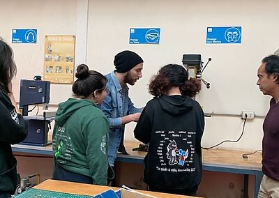 Estudiantes de IV medio colegio SSCC viña del mar Monjas Francesas visitan Universidad técnica Federico Santa María